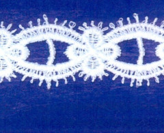 Кружево № 1505308 шир.15мм (уп.9м)
