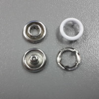 Кнопка рубашечная 9,5мм Открытая в Нальчике