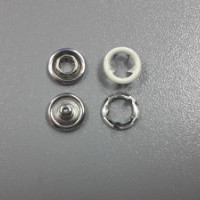 Кнопка рубашечная 9,5мм Открытая в Нальчике