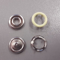 Кнопка рубашечная 9,5мм Открытая в Нальчике