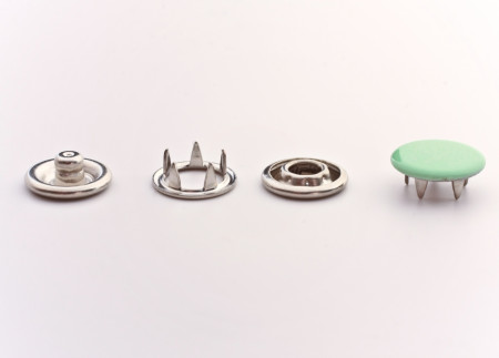 Кнопка рубашечная 10,5 мм закрытая в Нальчике