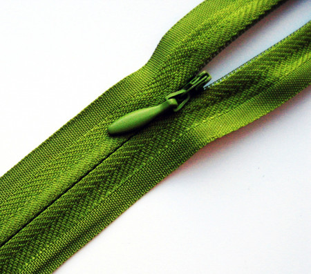 Молния спираль Т-3 юбочная потайная х/б 20см в Нальчике